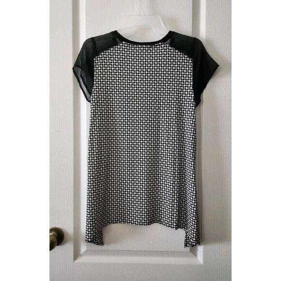 White House Black Market Asymmetrical Tunic Top  Geometric Print Blouse Size‎ XS - Picture 4 of 8